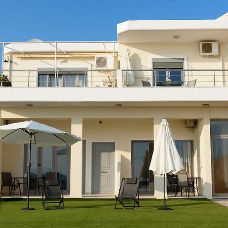 Coral Sea Apartment Коккинос Пиргос Экстерьер фото