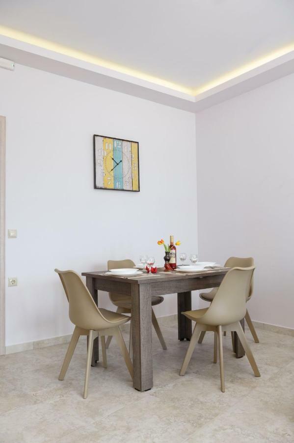 Coral Sea Apartment Коккинос Пиргос Экстерьер фото