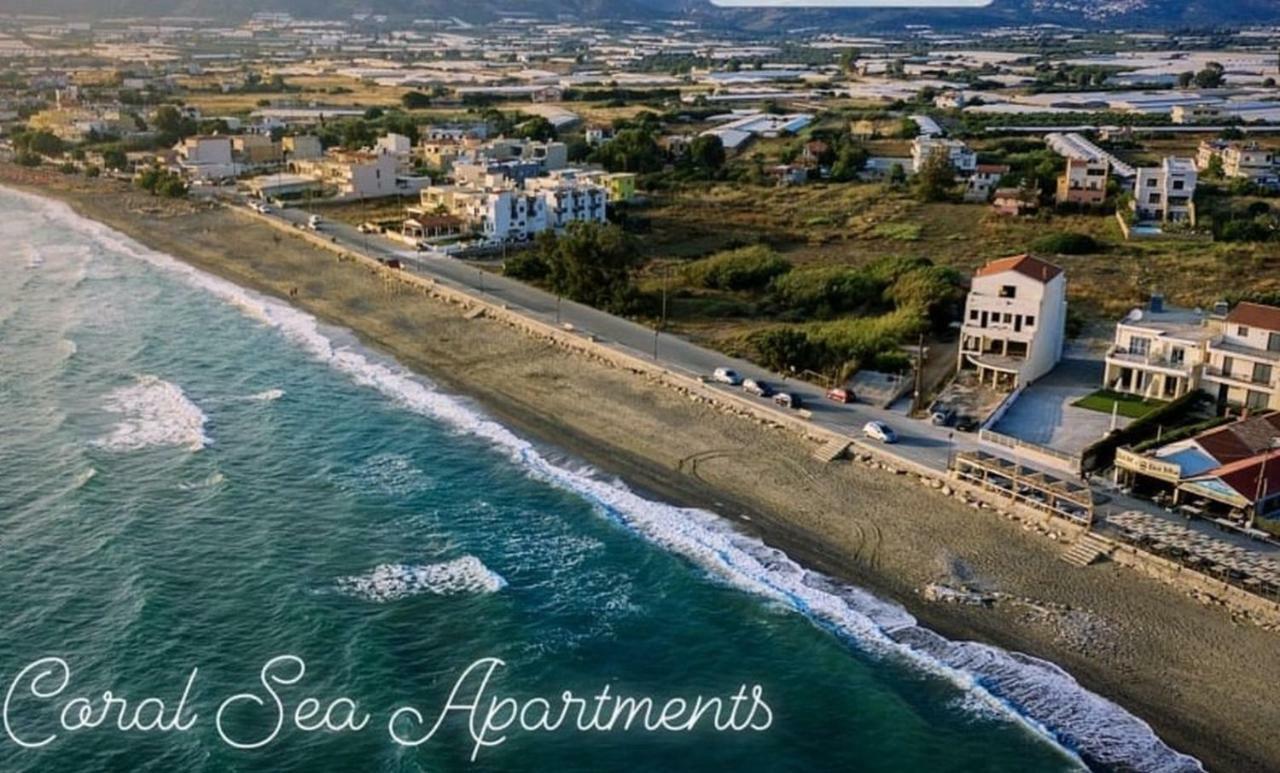 Coral Sea Apartment Коккинос Пиргос Экстерьер фото